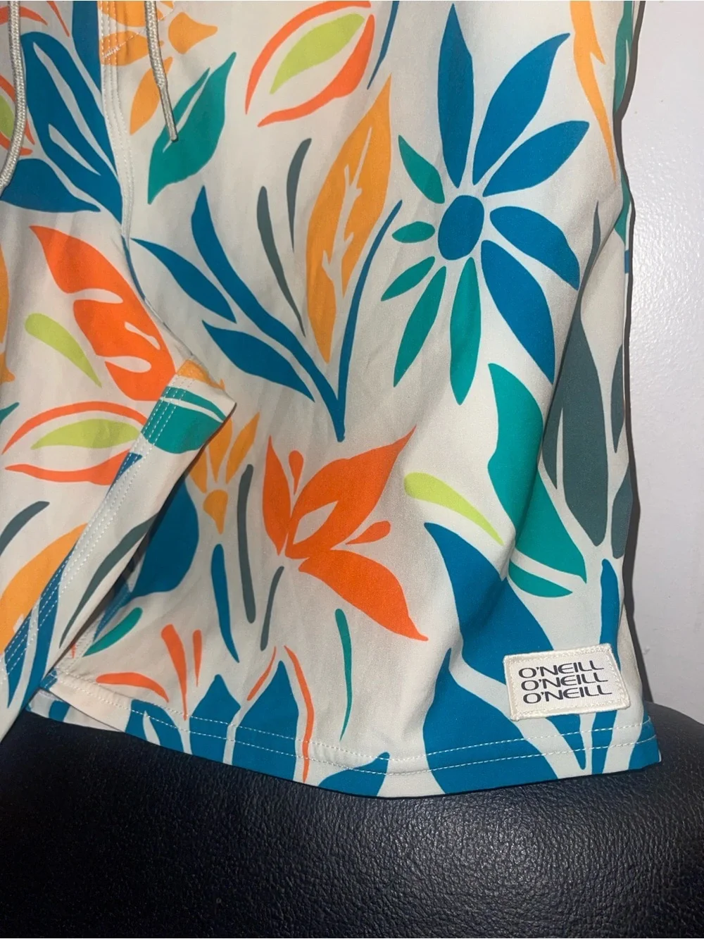 O’Neill Sol Cruzer Men's Tropical 19” Board Shorts Size 33 NWOT
